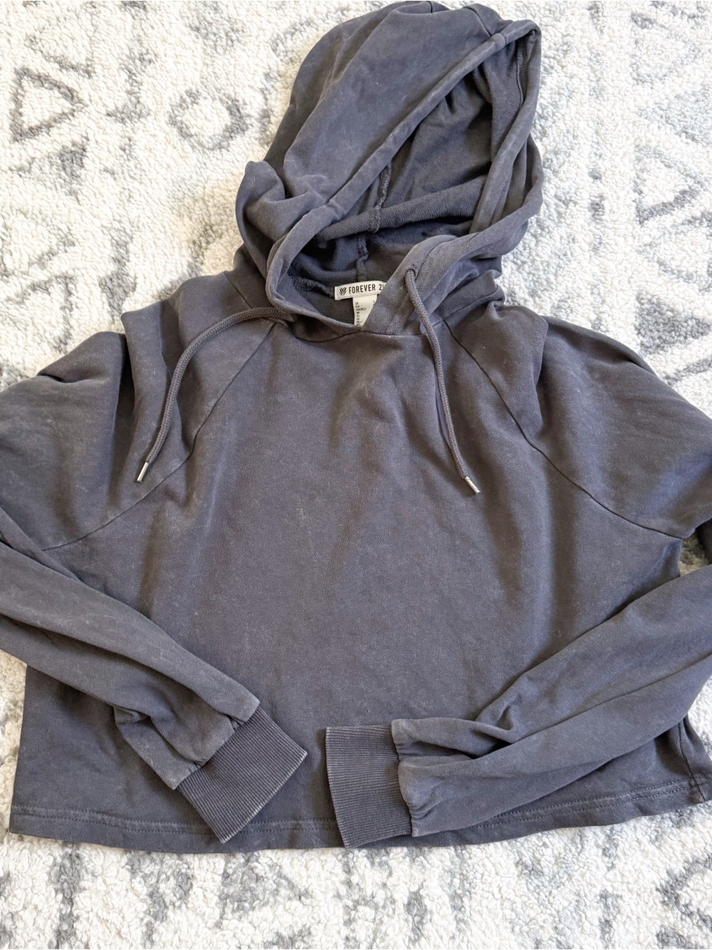 Forever 21 Cropped Grey Active Hoodie